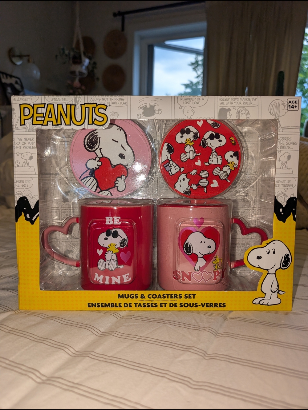 Peanuts Snoopy Valentine Mugs & Coasters Set - Pink & Red